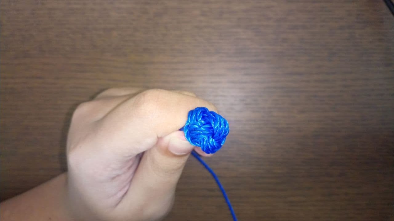 Genggam Monyet (Monkey Fist Knot)