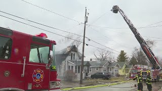 Firefighters battle major house fire in Oshkosh