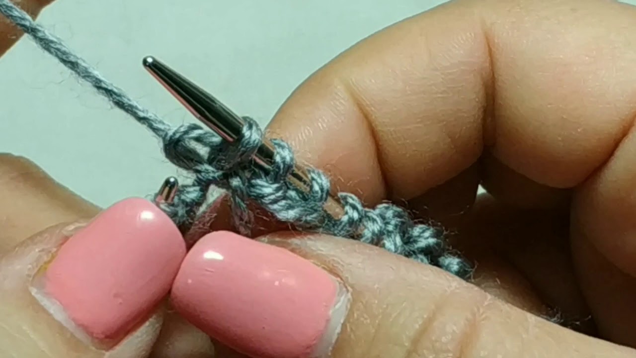 1 Πουλόβερ με βελόνες ρεγλαν από κάτω