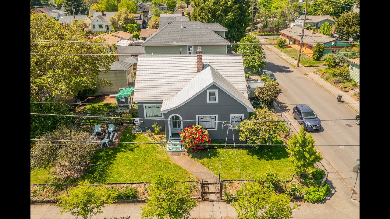 3705 SE 67th Ave  Portland, OR 97206 