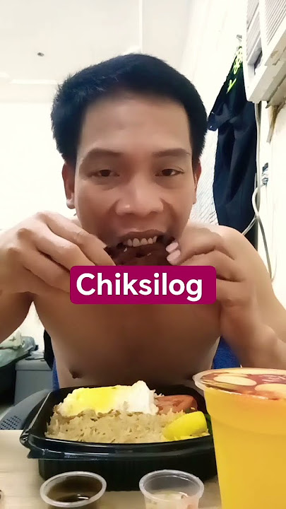eating chikensilog