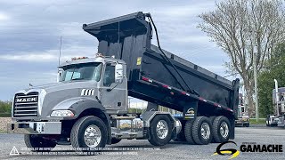 C34602 2017 MACK GRANITE GU813 BENNE BASCULANTE / CAMION DOMPEUR 12 ROUES /