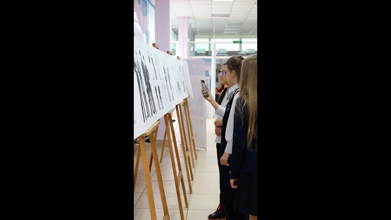 Вяземский. Монтаж выставки к проекту \"Где раз поднят русский флаг, там ...