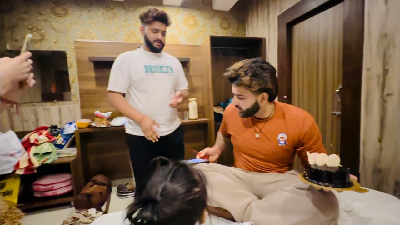 Haridwar me kiya anku birthday celebrate 🥳 maiya rani mere bache ko ...