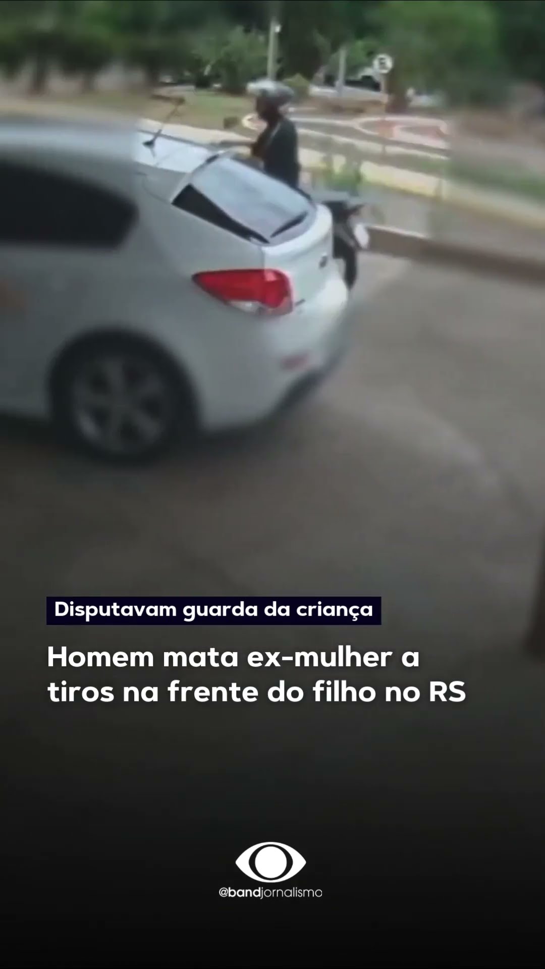 Homem mata ex-mulher a tiros na frente do filho no Rio Grande do Sul #shorts