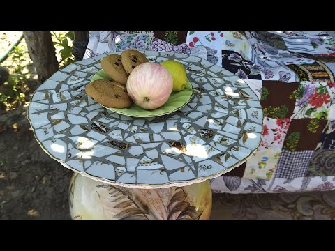 Video: Koristamme Pöydän Salaatilla Tartletissa