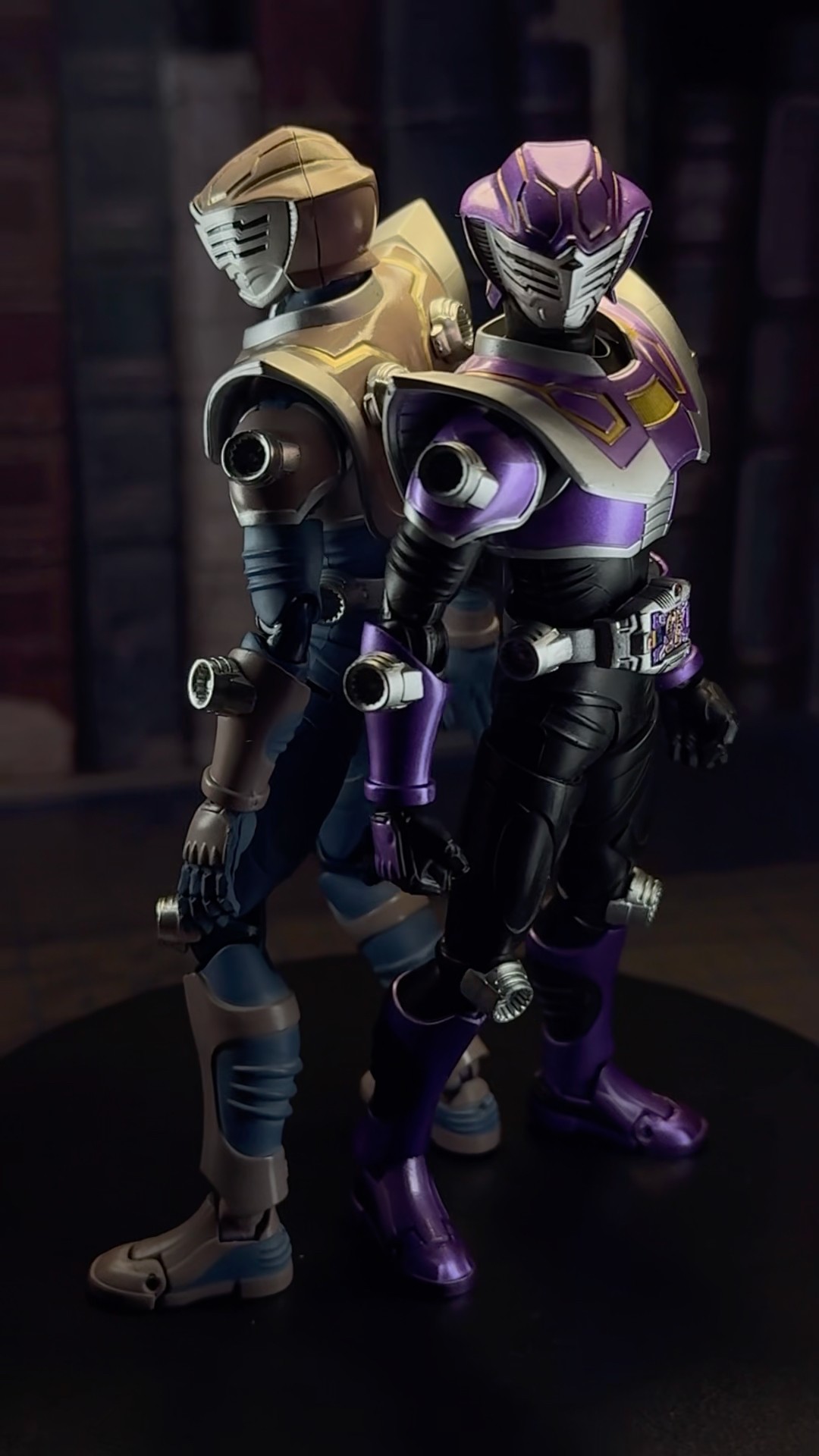 非公式】S.H.Figuarts 仮面ライダー王蛇〈ブランク体〉開封 - YouTube