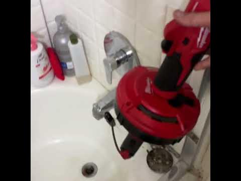 Milwaukee trap snake #milwaukee #plumbing - YouTube