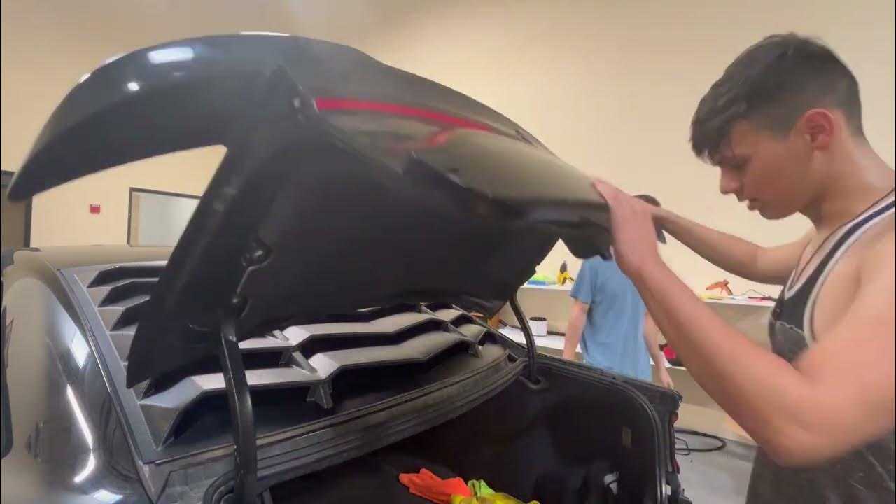 How to Remove the Trunk on a 2015+ Charger - YouTube