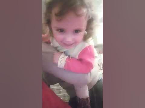 Лошадка какает - YouTube