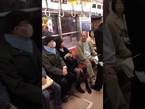 Saat kakek Marah di kereta #japan #keretaapi
