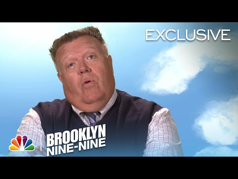 Brooklyn Nine-Nine - Daydreaming with Scully: Scully's Favorite Color (Digital Exclusive)