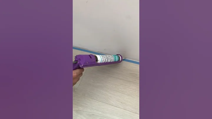 Seal laminate flooring gaps with silicone #sangyean