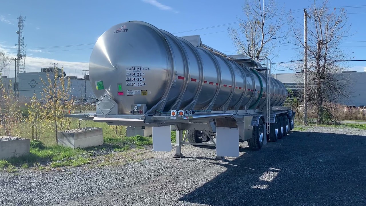Stainless Steel Fertilizer Tanker, 5 axle