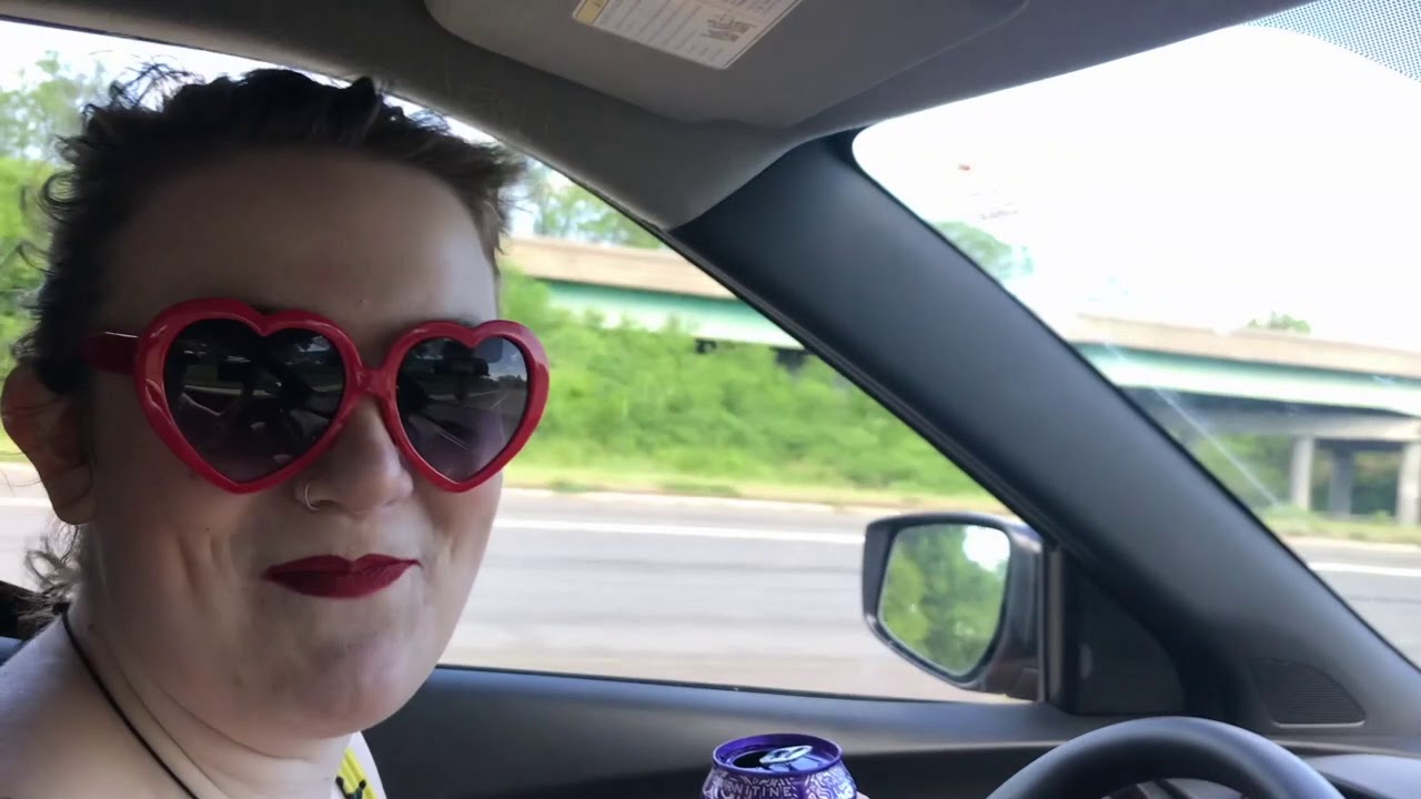 Leah Rantz delivers care packages - YouTube