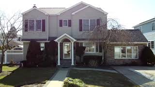 124 N Suffolk Ave, Massapequa, NY