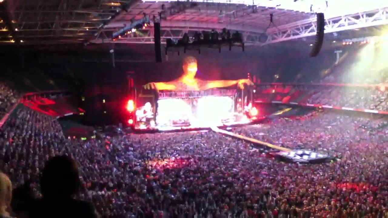 Take That - SOS (Live In Cardiff 15.6.11)