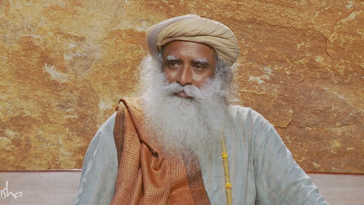உங்க புகைப்படம் வெச்சுக்கலாமா? Can We Keep Your Photo, Sadhguru? | Sadhguru Tamil