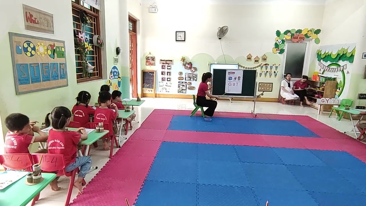 Tập tô chữ cái 