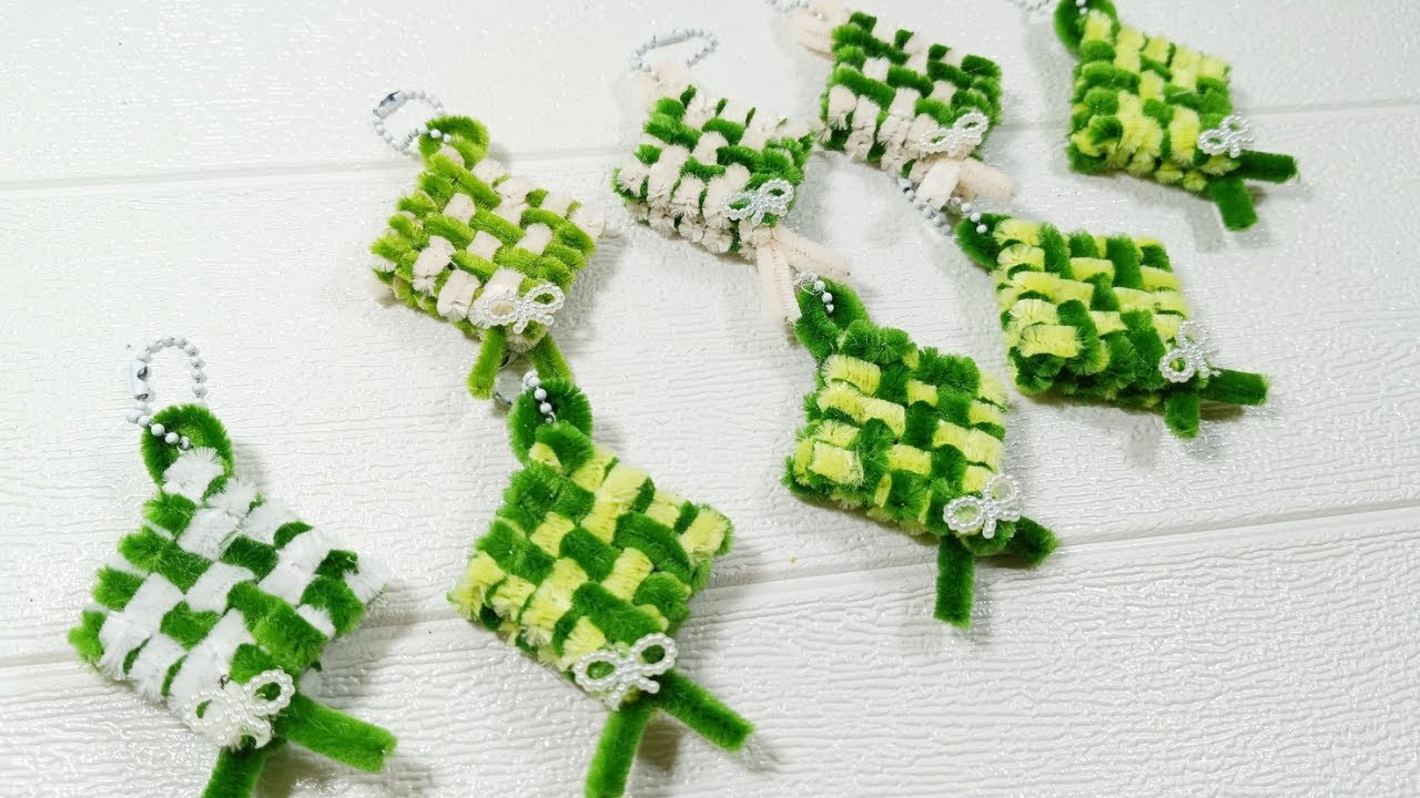 membuat tempat uang  lebaran dari kawat bulu