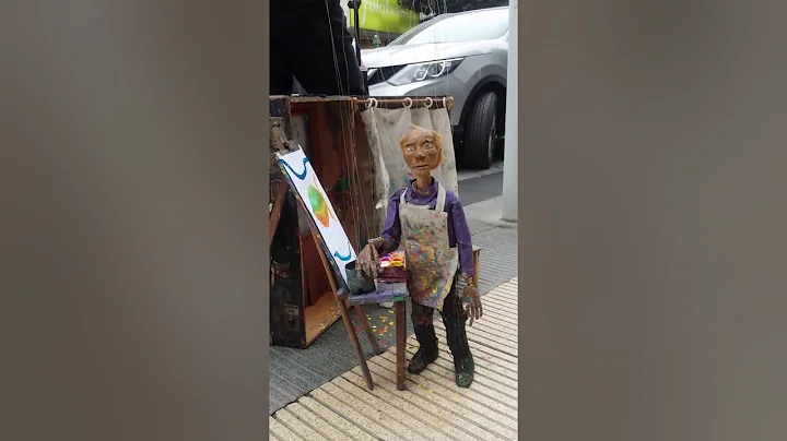El viejo pintor que suea y el telfono porfiado
