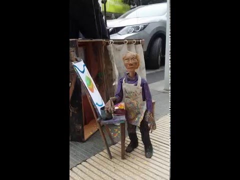 El viejo pintor que sueña y el teléfono porfiado