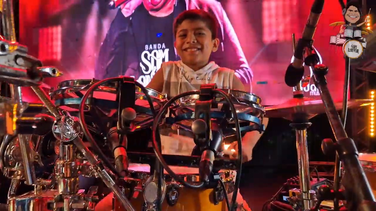 Arthurzinho Batera, 10anos tocando com Banda Som e Louvor #drumcam #bateraspelobrasil #music