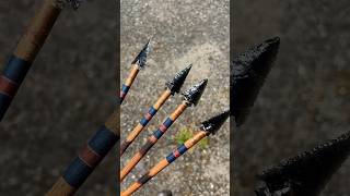 Primitive Arrows #flintknapping #obsidian #nativeamerican #primitive #arrowhead #arrow #archery #bow