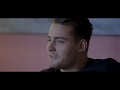 Douwe Bob Talks About Gibson Guitars, Songwriting and Musical Heroes