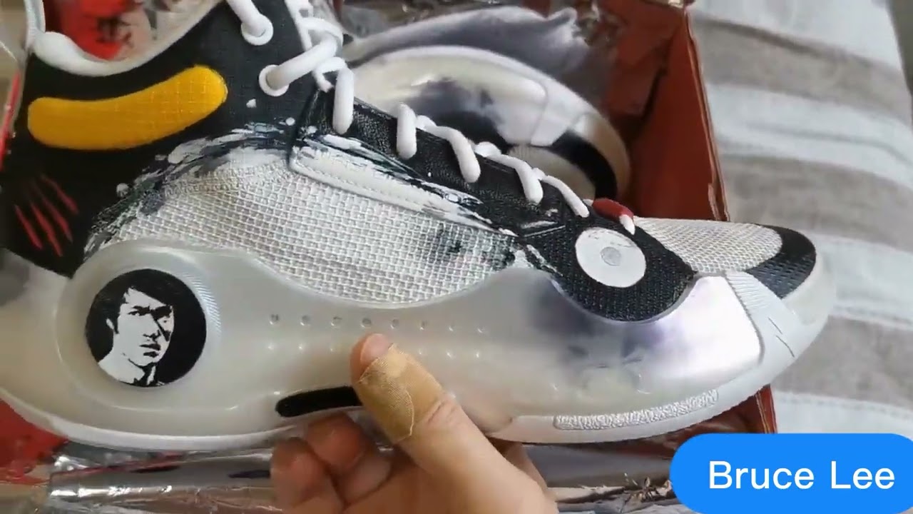 Li-Ning Way of Wade WOW 10 