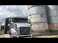 Oakley Hopper Trucking: Demo of me unloading meat and bone meal!