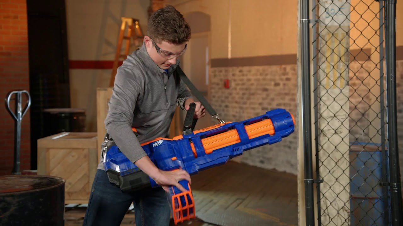 Nerf Elite Titan E4026 - Hasbro  Cantinho Meu em até 12x s/ Juros