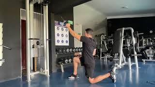 How to Do the Single Arm Kneeling High Cable Row | Remo alto en polea de rodillas unilateral