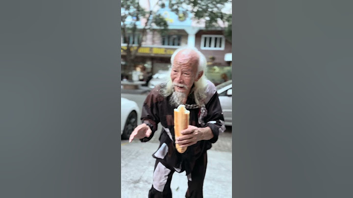 Giving Bread To Homeless Family | One Act Of Kindness #kindnessman