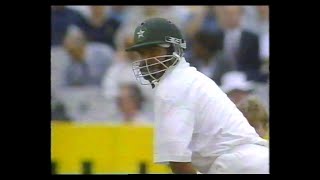 ENGLAND v PAKISTAN 2nd TEST MATCH DAY 1 HEADINGLEY AUGUST 8 1996 IJAZ AHMED SALIM MALIK DOMINIC CORK