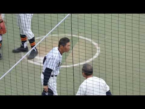 前田監督と小倉監督と三木部長 校歌斉唱直後  2019年11月3日(日)秋季東京都高校野球大会[準々決勝神宮第二球場]