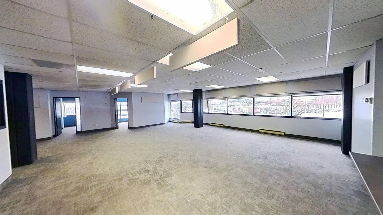 Visite virtuelle - 2954 Boul Laurier, Québec, QC G1V 4T2 - Local 390-395