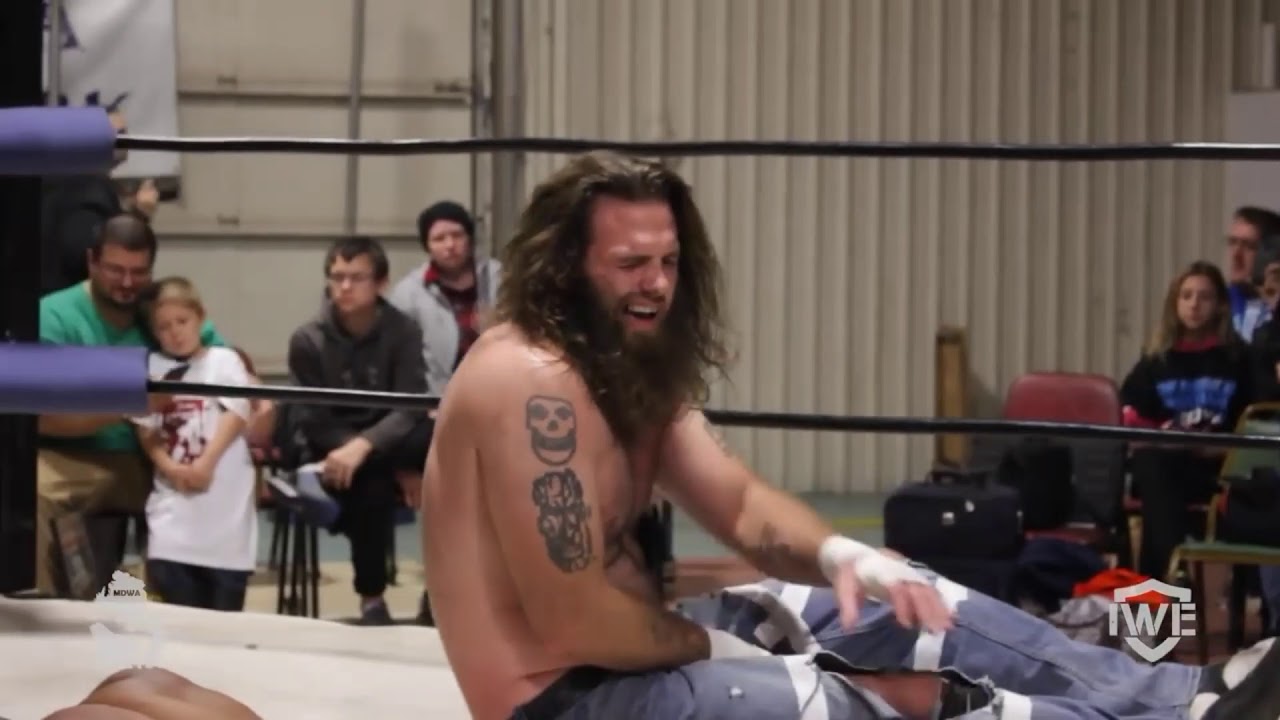 Lou crank vs IWE champion Benjamin Brody