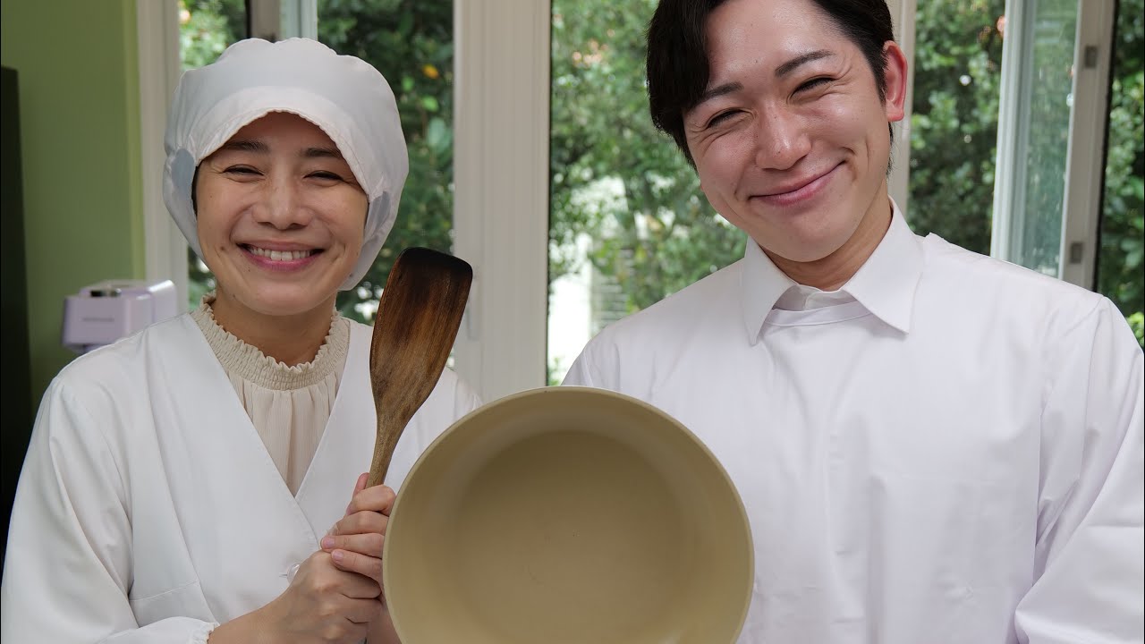 Making pork soup with my sister - YouTube
