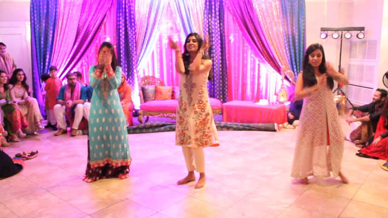 Sonia and Hamzas Mehndi  GuyGirl Dance