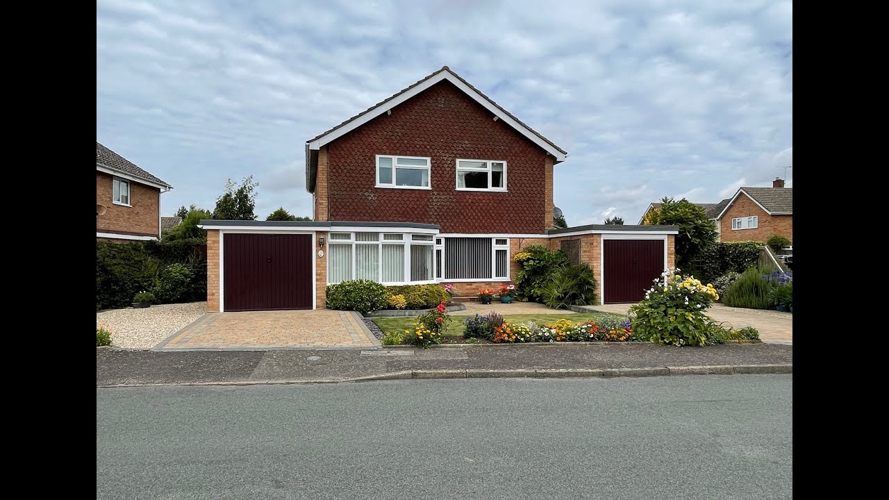 19 Chaplin Road, East Bergholt, Suffolk YouTube