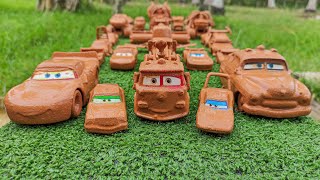 Clean up muddy minicars & disney car convoys! Play in the garden