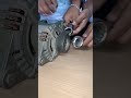 فك بكرة الدينامو في ثوان! 🤯 لا تفوّت هذه الحيلة الذكية! #automobile #alternateur #edit