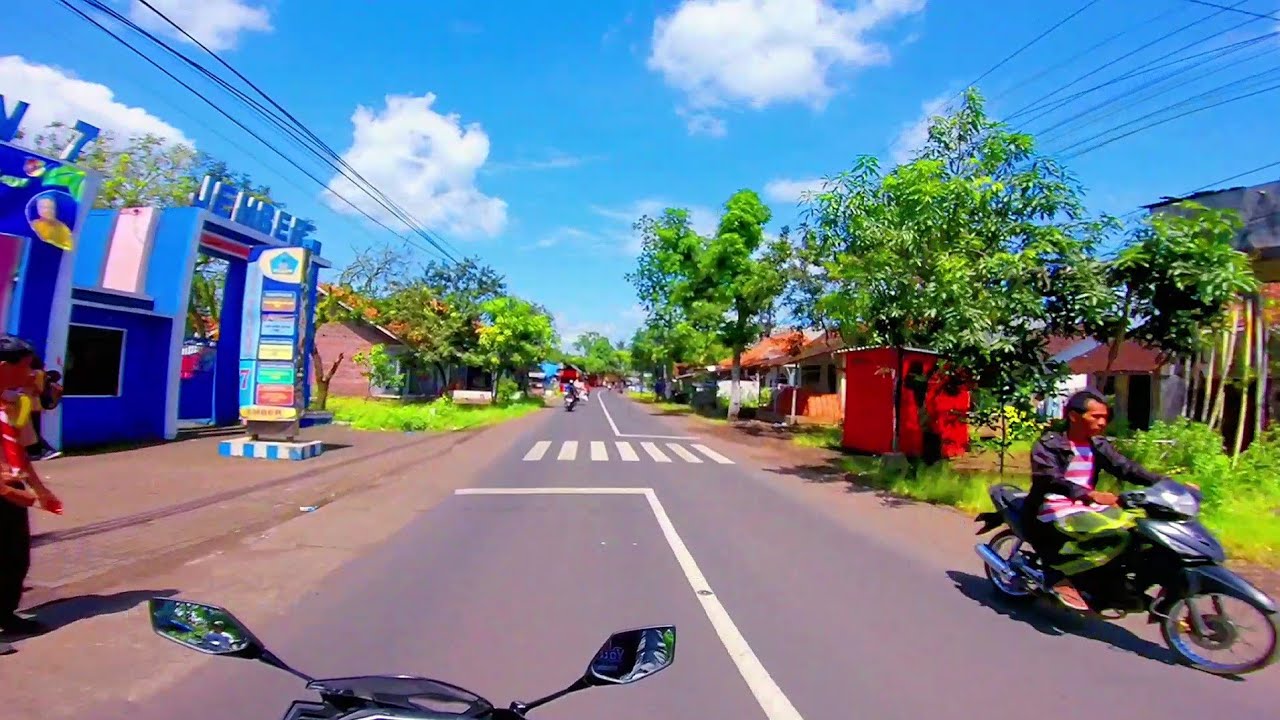 Perjalanan Dari Tanggul Menuju Sumberbaru Jalur Ke Gunung Gambir