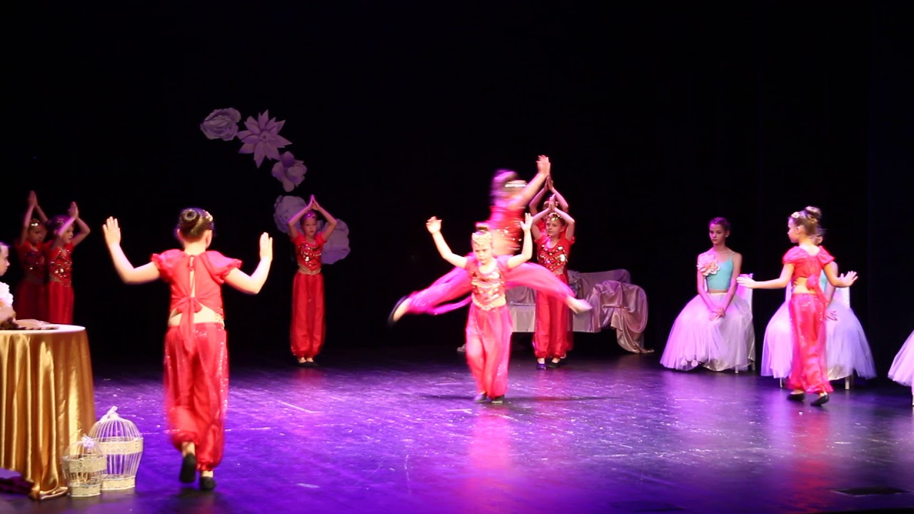 Dziadek do orzechów w Trzebini - Taniec hiszpański, wschodni, chiński i Trepak