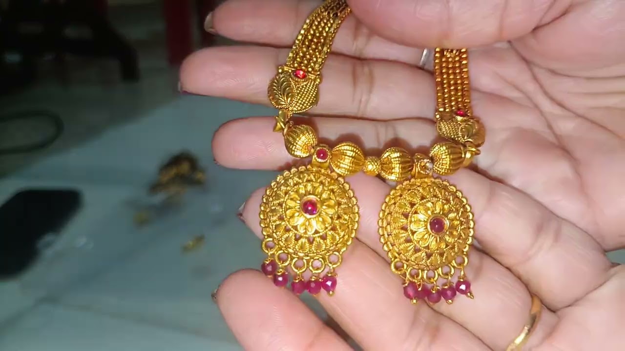 खूप छान छान मंगळसूत्र  बुकिंग नंबर 9960114230