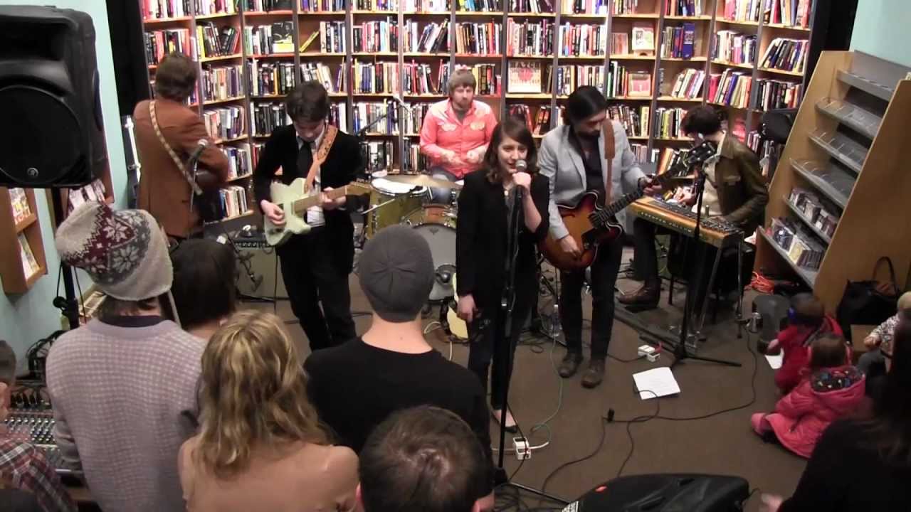 Caitlin Rose live instore @ Grimey's Too