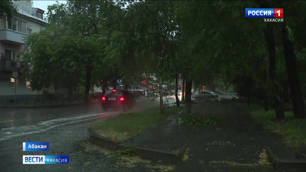 Вчерашняя гроза оставила без света почти 5 тысяч человек по всей ...