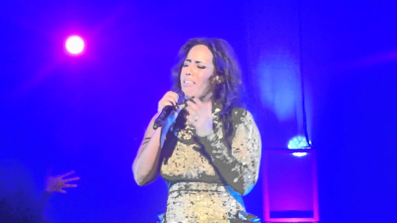 Amel Bent - Ma chance - Live - Instinct Tour