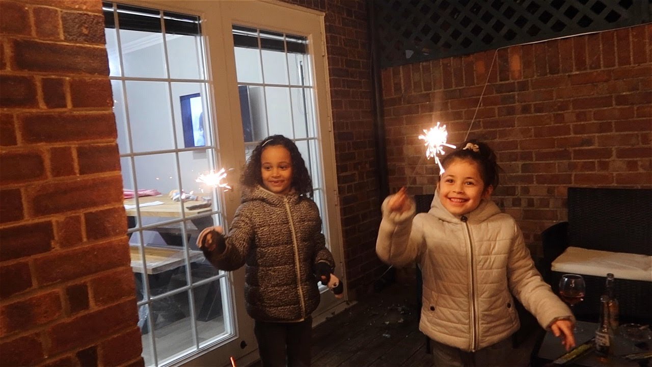 Ночь фейерверков — БЕЗУМИЕ 🎆🎆🎇🎇